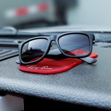 Jelly Sticky Pad&reg; Auto Accessory Grip